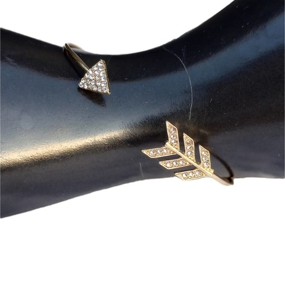 Rhinestone Arrow Bracelet Adjustable Gold Bangle Bracelet Arrowhead New - Picture 3 of 9